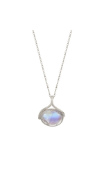 Tordue Moonstone Pendant